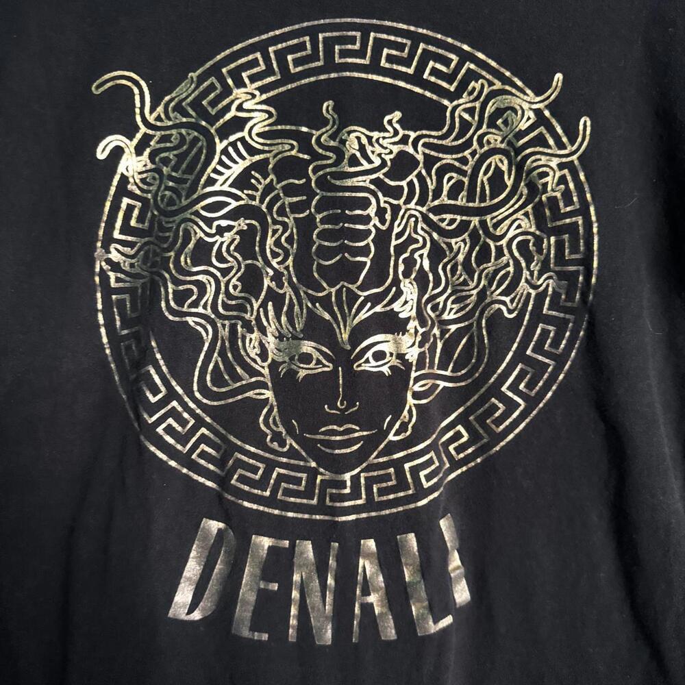Denali Drag Queen Medusa Tee.
